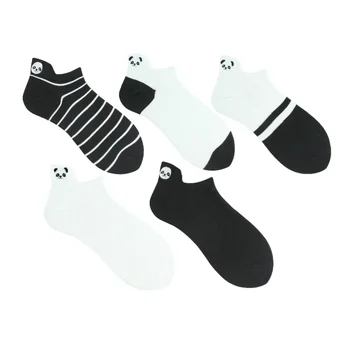 1/5Pairs Смешни сладък бродерия панда чорапи жени Harajuku Divertidos Kawaii бял черен райе къс глезен Sokken памучни чорапи