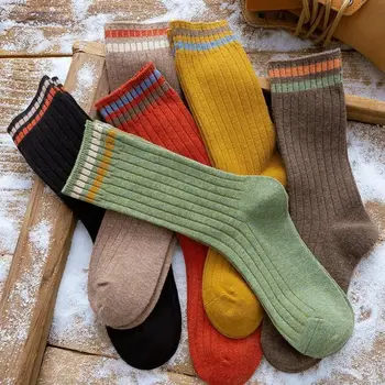 1 чифт дамски чорапи средни тръбни чорапи есен и зима дълга тръба купчина чорапи колеж стил раирани чорапи