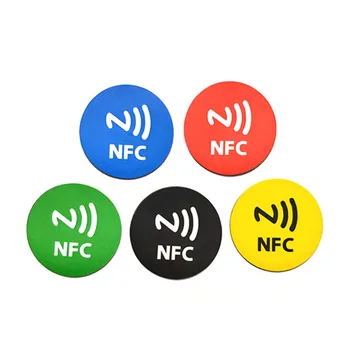 13.56MHz цветен диаметър 25mm NFC 215 етикет NFCtag215 NFC215 NFC стикери антиметър пасивни RFID карти тагове HF IC етикет 100pcs/Lot