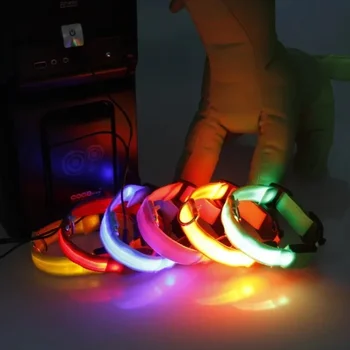 Зареждане на светещи мигащи светещи нощни кучета LED малки анти-изгубени Rechargea USB Light Collar Регулируем колан за