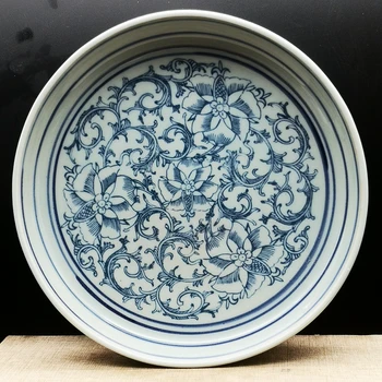 Китайска синьо-бяла порцеланова боядисана колекция от лотосови плочи