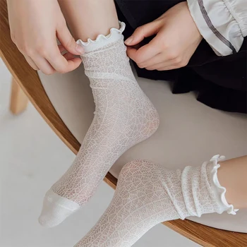 Чорапи женски пролет/лято ултра тънка мрежа дишаща средата тръба чорапи Ins модерен дантела дантела кухи плътен цвят подредени чорапи