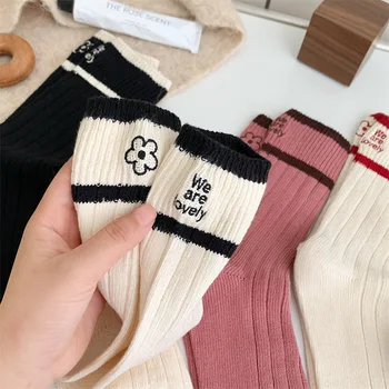 японски двойна нишка петата писмо бродерия цвете жени прекрасен средата тръба чорапи случайни дишаща памук купчина чорапи